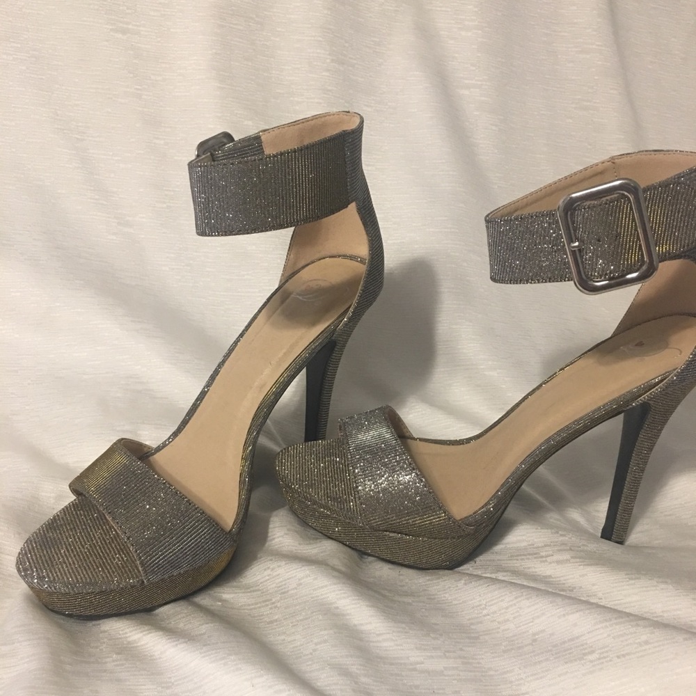 Heart in D Heel Shoes